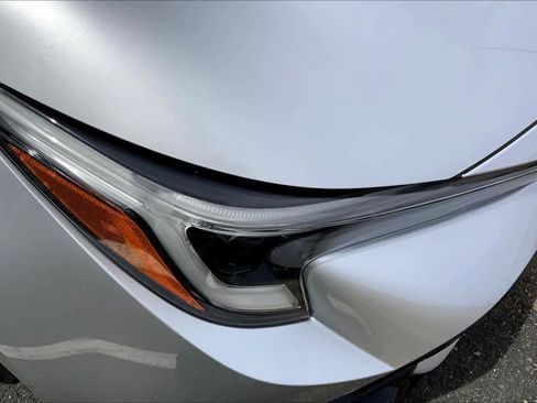 Certified 2025 Toyota Corolla SE image 24