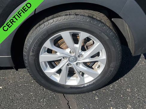Used 2019 Hyundai Tucson SE image 30