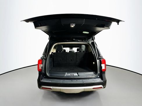 Used 2022 Ford Expedition XLT RWD image 38