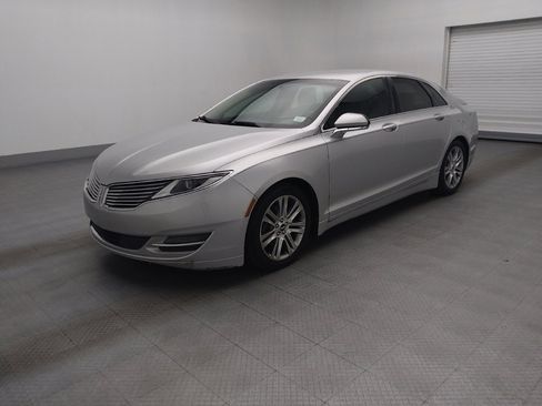 Used 2016 Lincoln MKZ Hybrid image 2