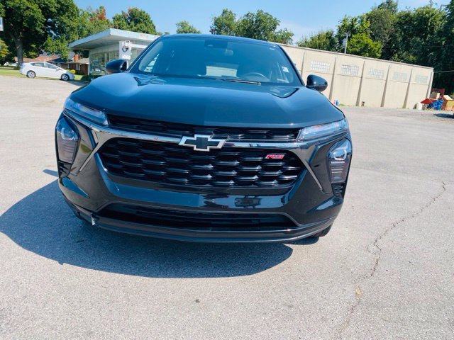 Used 2025 Chevrolet Trax RS FWD image 6