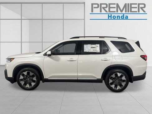 New 2026 Honda Pilot Elite image 2