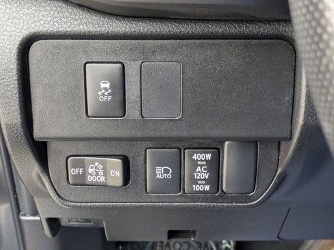 Used 2023 Toyota Tacoma TRD Off-Road image 22