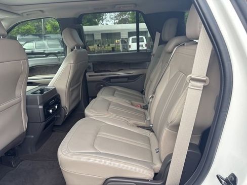 Used 2020 Ford Expedition Limited w/ Special Edition Package RWD image 10