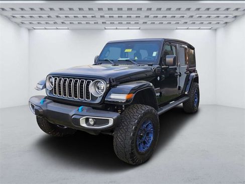 New 2024 Jeep Wrangler Unlimited Sahara image 8