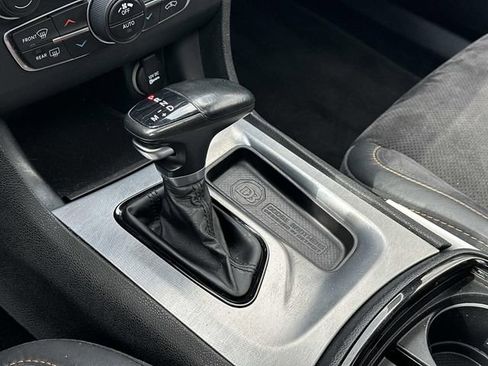 Used 2018 Dodge Charger R/T RWD image 30