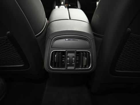 New 2024 Maserati Levante Modena Ultima image 32