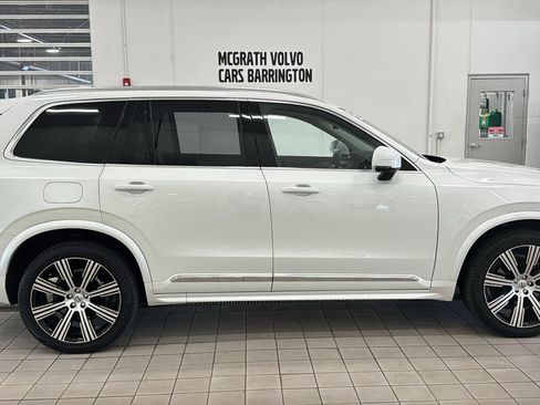 Used 2023 Volvo XC90 B6 Ultimate w/ Lounge Package AWD/4WD image 4