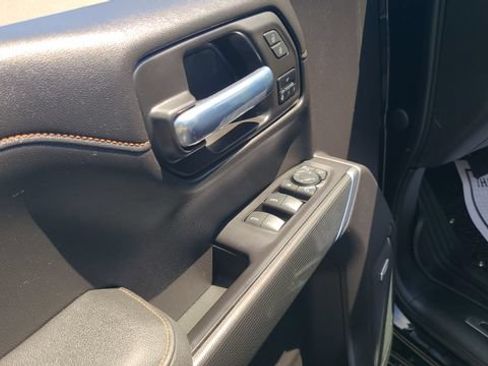 Used 2021 GMC Sierra 1500 AT4 w/ AT4 Premium Package AWD/4WD image 10
