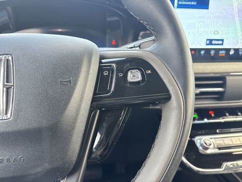 Used 2025 Lincoln Corsair FWD w/ Equipment Group 101A image 22