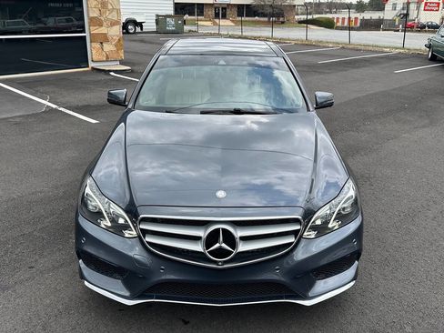 Used 2016 Mercedes-Benz E 400 Sedan image 8
