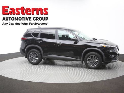 Used 2023 Nissan Rogue S AWD/4WD image 41