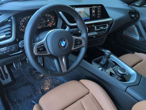 Used 2025 BMW Z4 M40i w/ Premium Package image 10