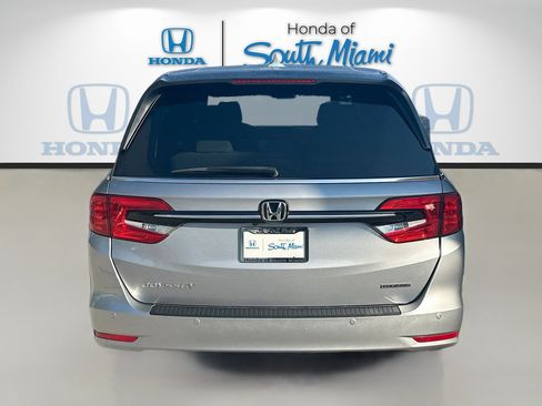 Used 2023 Honda Odyssey Touring image 6