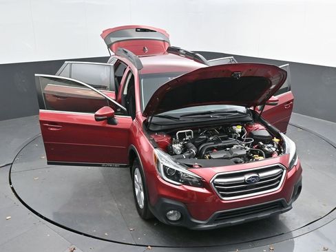 Used 2018 Subaru Outback 2.5i Premium image 44