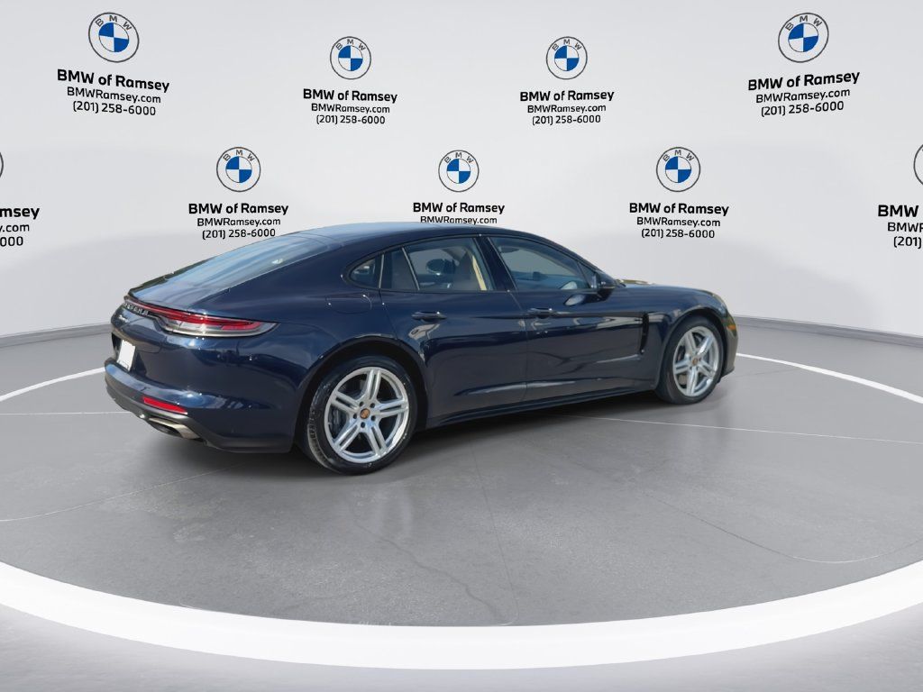 Used 2021 Porsche Panamera RWD image 2