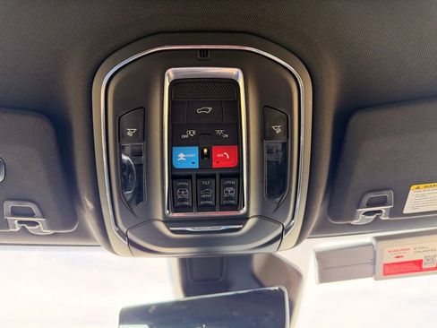 Used 2024 Jeep Grand Cherokee L Limited w/ Luxury Tech Group II AWD/4WD image 21