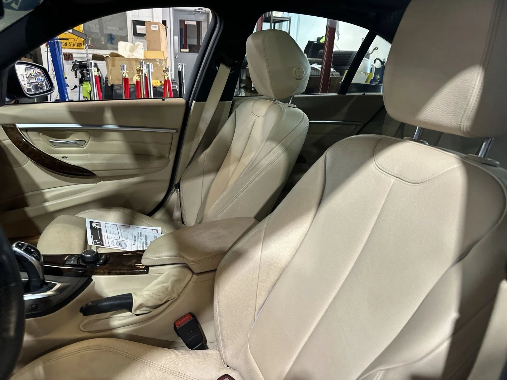 Used 2016 BMW 328i Sedan RWD image 13