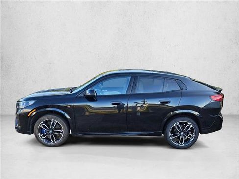 Used 2026 BMW X2 xDrive28i AWD/4WD image 8