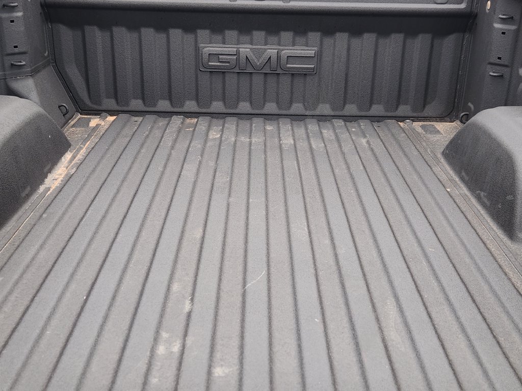 Used 2025 GMC Sierra 1500 Denali AWD/4WD image 32