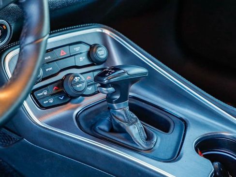 Used 2018 Dodge Challenger SXT w/ Blacktop Package image 20