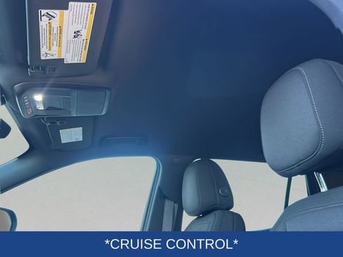 Used 2026 Chevrolet Equinox LT w/ Safety and Technology Package image 12