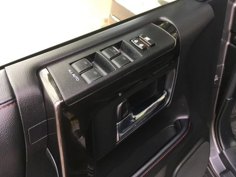 Used 2020 Toyota 4Runner Venture w/ Moonroof Package AWD/4WD image 20