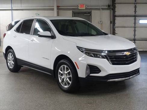 Used 2023 Chevrolet Equinox LT AWD/4WD image 1
