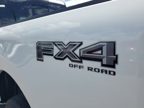 New 2026 Ford F350 Lariat w/ Black Appearance Package image 8