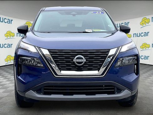 Used 2023 Nissan Rogue S image 2