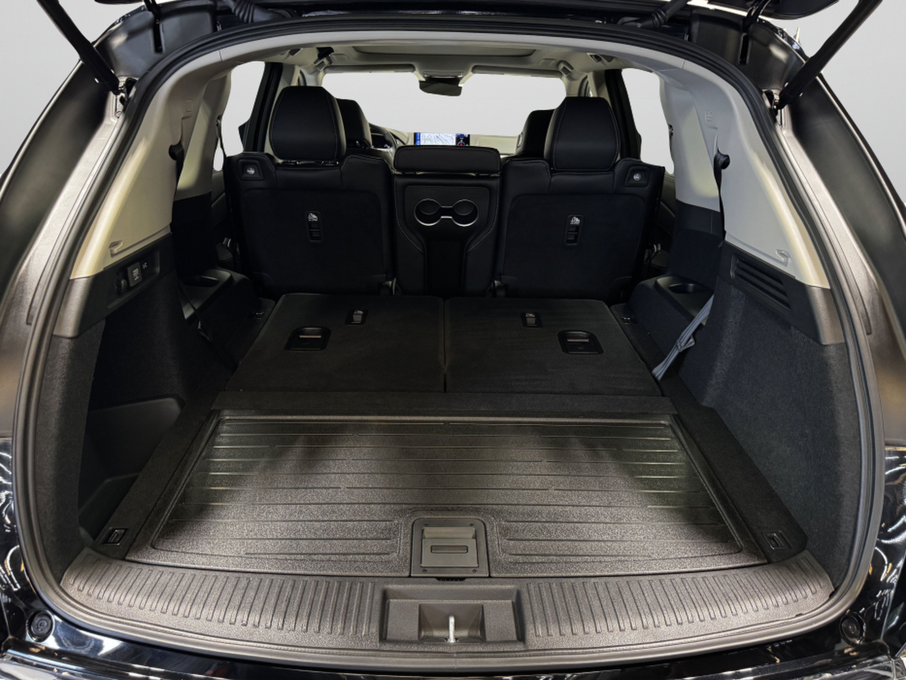 Certified 2026 Acura MDX w/ Technology Package FWD image 41