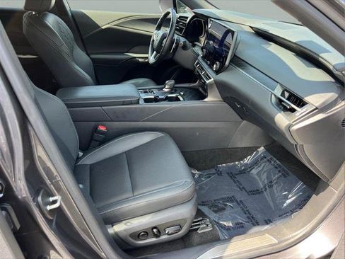Certified 2025 Lexus RX 350 Premium w/ Accessory Package (Z1) FWD image 13