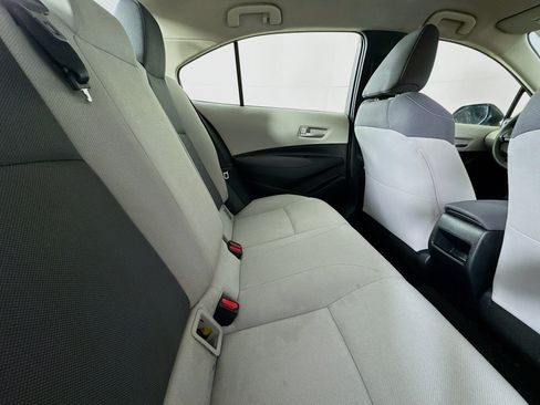 Used 2020 Toyota Corolla L image 37