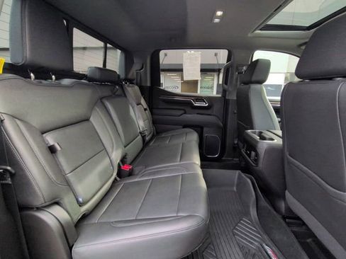 Used 2022 Chevrolet Silverado 1500 LT Trail Boss w/ Convenience Package II image 28