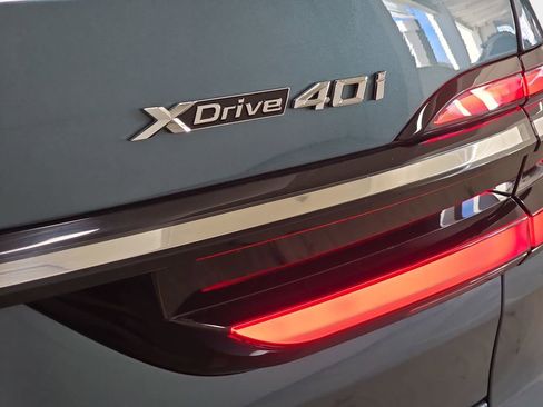 Certified 2023 BMW X7 xDrive40i w/ Executive Package image 29