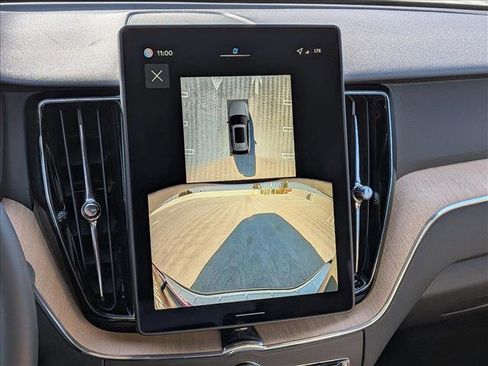 New 2026 Volvo XC60 B5 Plus w/ Protection Package Premier image 15