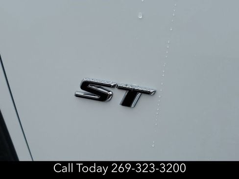 New 2026 Buick Enclave Sport Touring w/ Power Package image 28