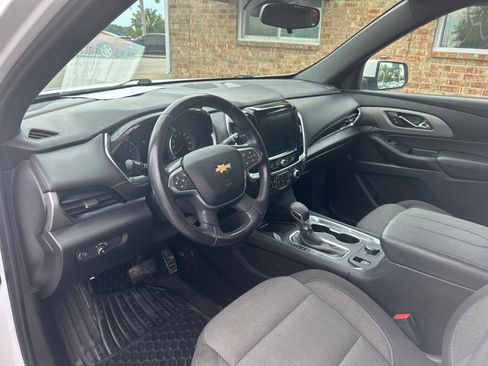 Used 2022 Chevrolet Traverse LT AWD/4WD image 18