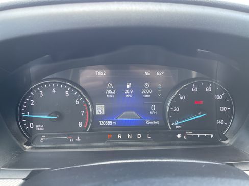 Used 2022 Ford Explorer XLT w/ Equipment Group 202A image 20