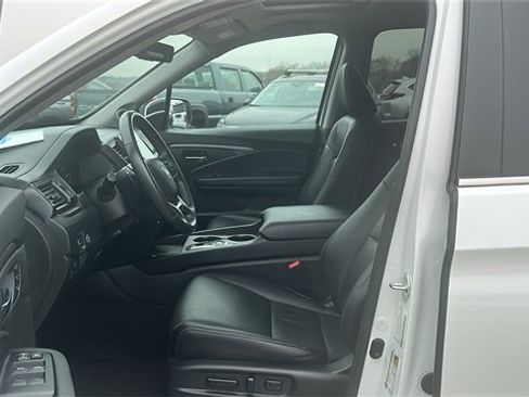 Used 2025 Honda Ridgeline RTL image 9