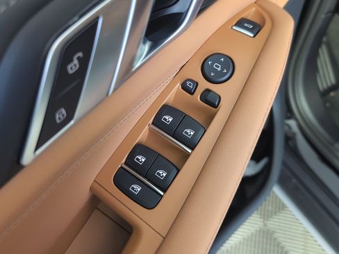 Used 2026 BMW X5 sDrive40i image 22