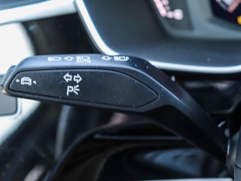 New 2025 Audi Q3 2.0T Premium image 31