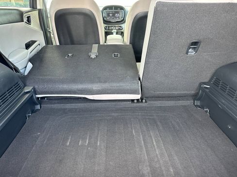 Certified 2022 Kia Soul LX w/ Technology Package image 15