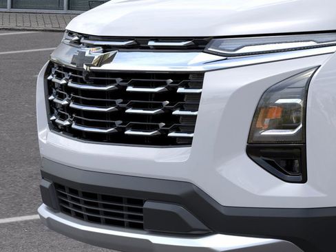 New 2026 Chevrolet Equinox LT w/ Safety and Technology Package image 37