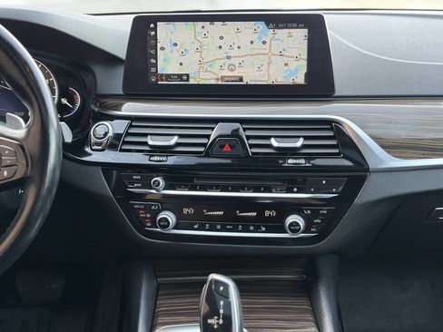 Used 2018 BMW 540i xDrive image 24
