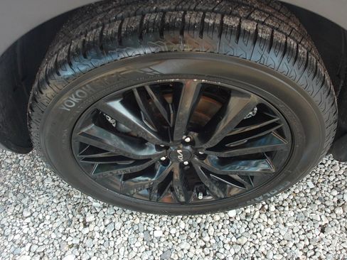 Used 2022 Kia Telluride SX w/ Towing Package FWD image 48