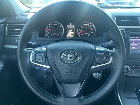 Used 2016 Toyota Camry SE FWD image 10