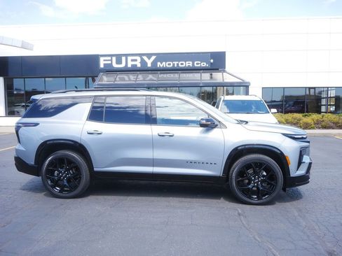 Used 2024 Chevrolet Traverse RS AWD/4WD image 1