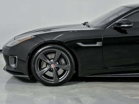 Used 2018 Jaguar F-TYPE 400 Sport image 7