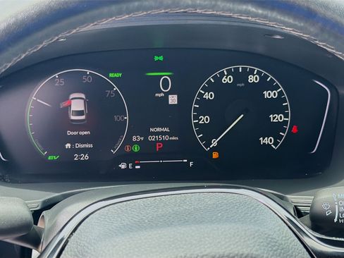 Used 2025 Honda Civic Sport image 11